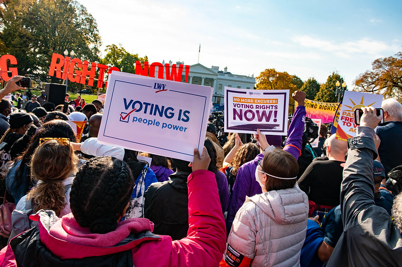 League volunteers rallying in front of the White House